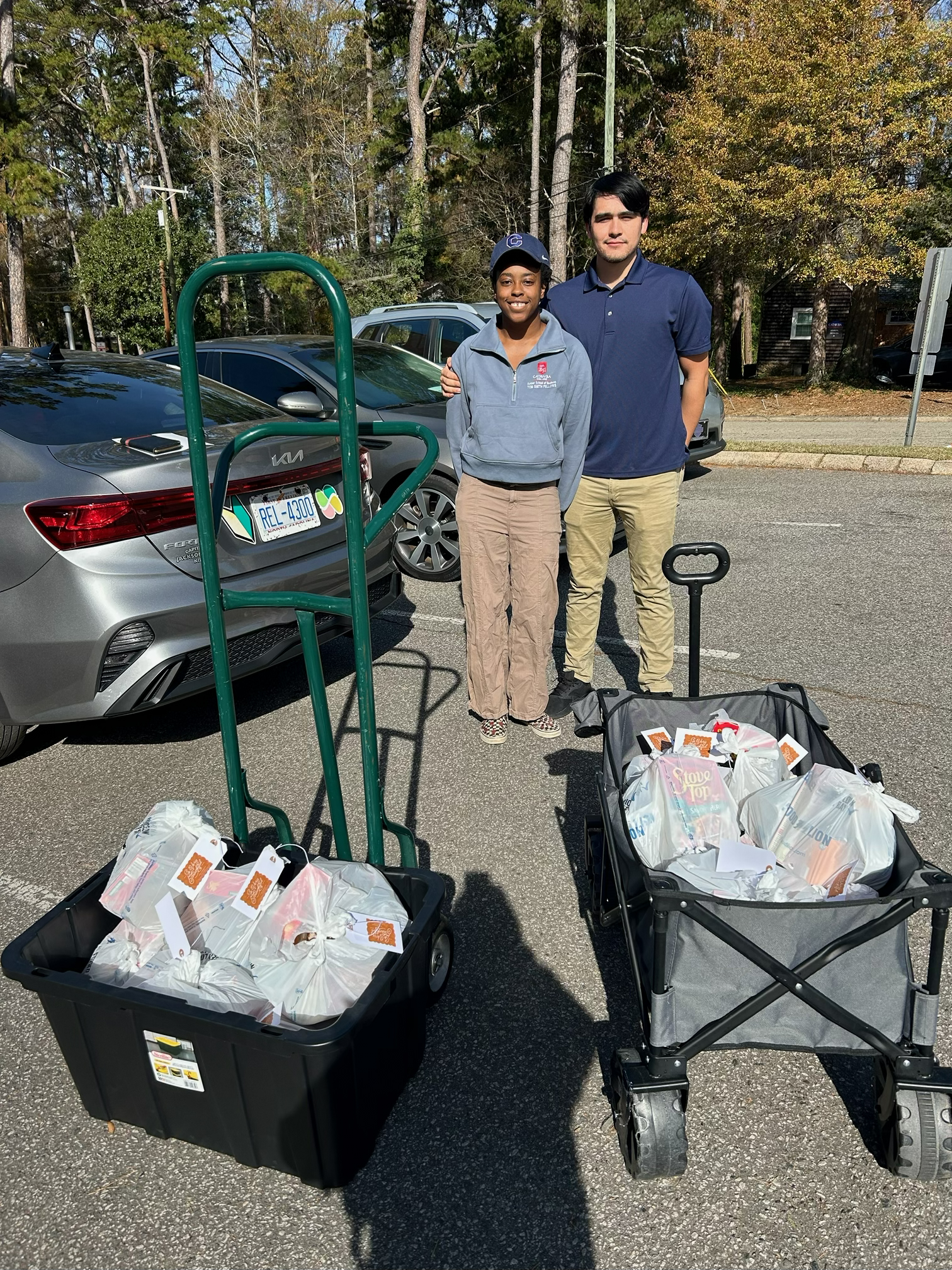 Tom Smith Fellows Delivering Thanksgiving Meals