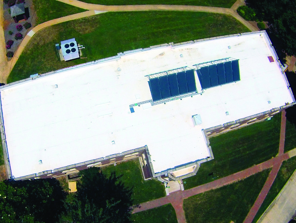 Solar - Barger-Zartman Residence Hall / BZ
