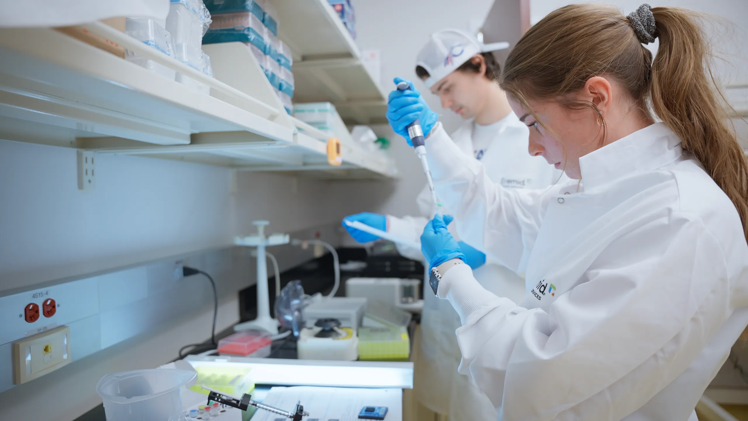 Catawba student in lab